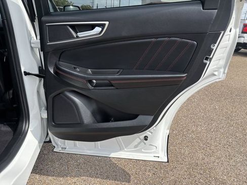 Certified 2024 Ford Edge ST-Line image 20