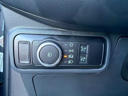 Used 2025 Ford Explorer ST-Line w/ ST-Line Street Pack AWD/4WD image 21