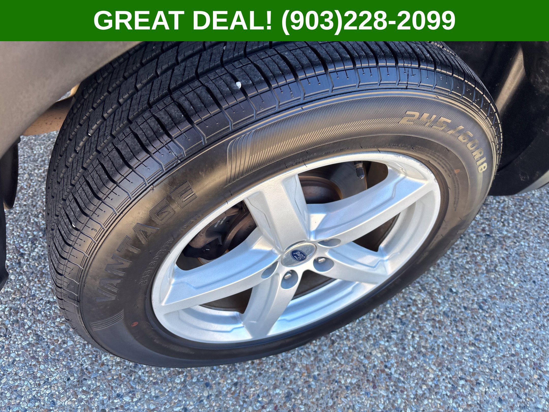 Used 2018 Ford Explorer XLT FWD image 18