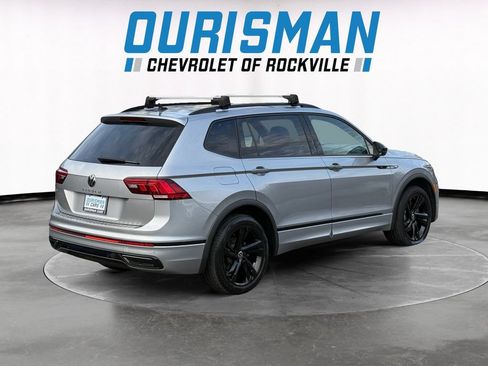 Used 2023 Volkswagen Tiguan SE R-Line FWD image 6