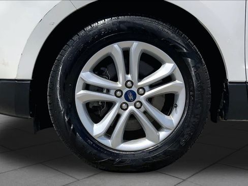 Used 2020 Ford Edge SEL w/ Convenience Package AWD/4WD image 11