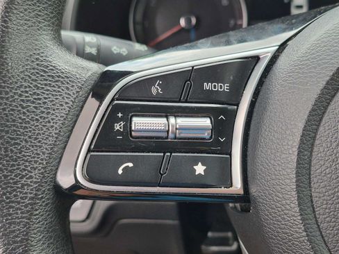 Certified 2024 Kia Forte LXS FWD image 16
