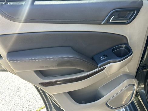 Used 2019 Chevrolet Tahoe LT AWD/4WD image 47