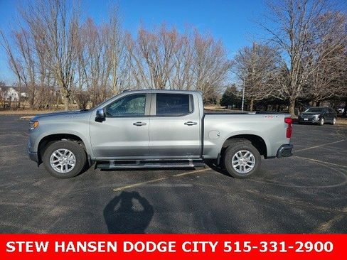 Used 2025 Chevrolet Silverado 1500 LT image 1