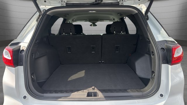 Used 2020 Chevrolet Equinox LT w/ Driver Convenience Package AWD/4WD image 26