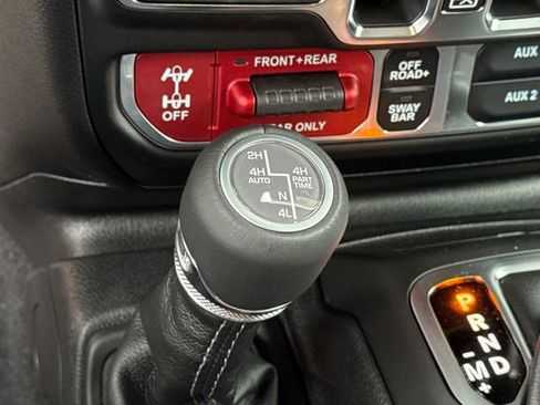 New 2026 Jeep Wrangler Unlimited Rubicon AWD/4WD image 30