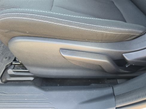Used 2023 Subaru Legacy AWD/4WD image 7