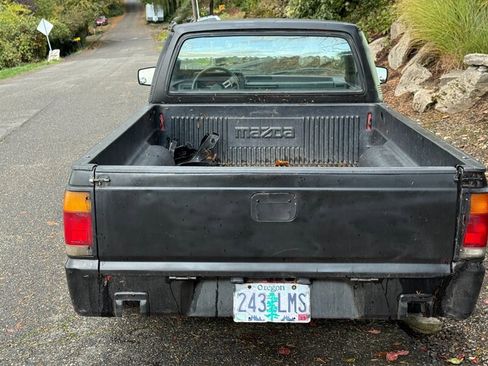 Used 1990 MAZDA B-Series Pickup 2WD Regular Cab B2200 image 5