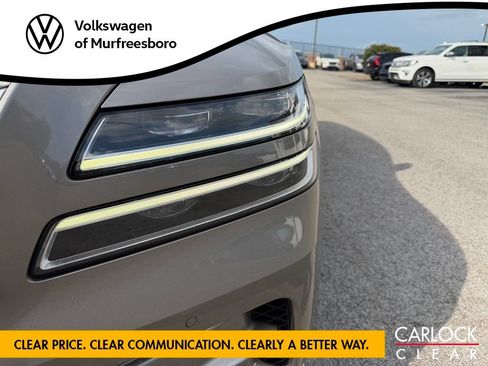 Used 2021 Genesis GV80 2.5T RWD image 11