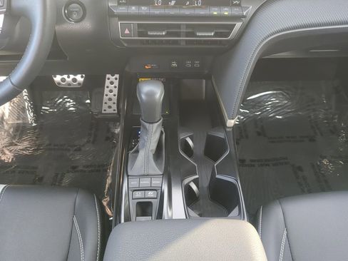 Used 2025 Toyota Camry SE w/ Multimedia Upgrade Package FWD image 14