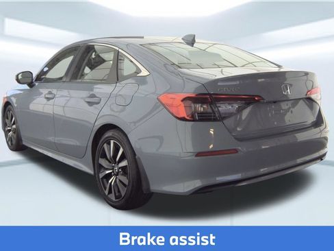 Used 2024 Honda Civic EX image 5
