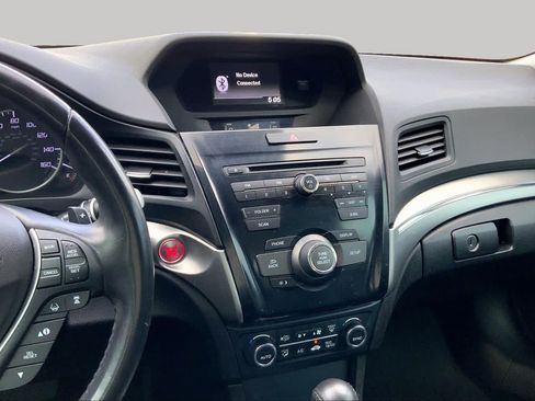 Used 2019 Acura ILX FWD image 7