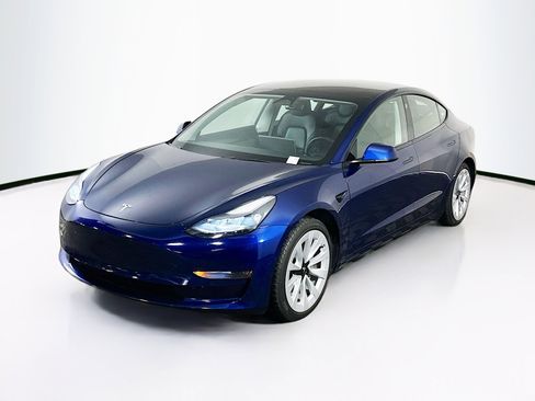 Used 2022 Tesla Model 3 Long Range image 3