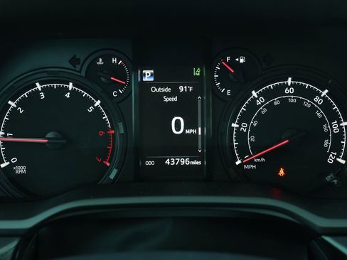 Used 2023 Toyota 4Runner SR5 Premium AWD/4WD image 19
