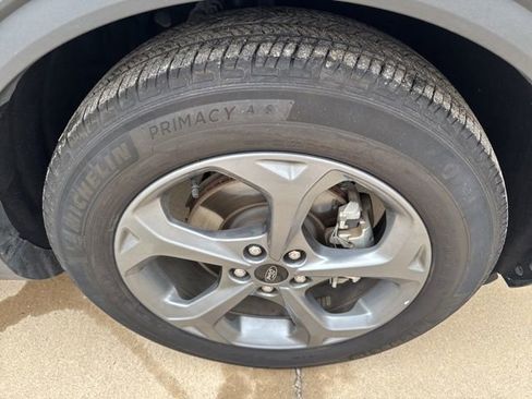 Used 2025 Ford Escape ST-Line FWD image 24