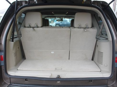 Used 2015 Lincoln Navigator 4WD image 21