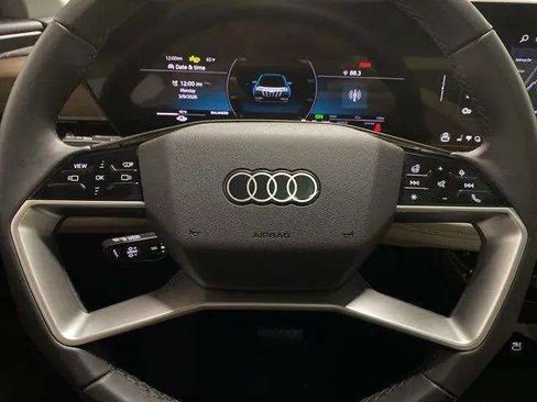 Used 2025 Audi Q6 e-tron Premium Plus w/ Premium Plus image 13