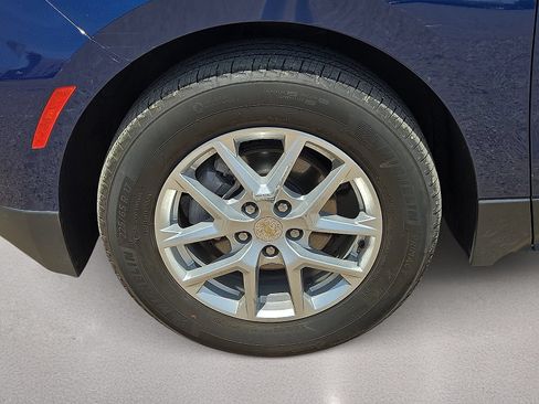 Used 2022 Chevrolet Equinox LT FWD image 10