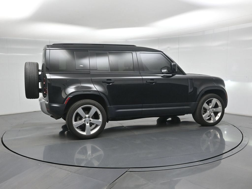 Used 2024 Land Rover Defender 110 S AWD/4WD image 11
