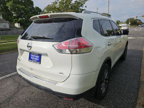 Used 2016 Nissan Rogue SL w/ SL Premium Package FWD image 6