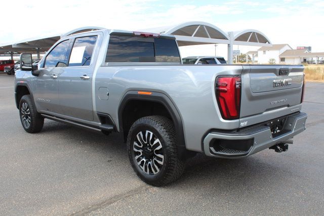Used 2025 GMC Sierra 2500 Denali Ultimate AWD/4WD image 5