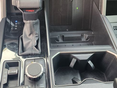 Used 2024 Toyota Tundra Limited w/ TRD Off-Road Package image 12