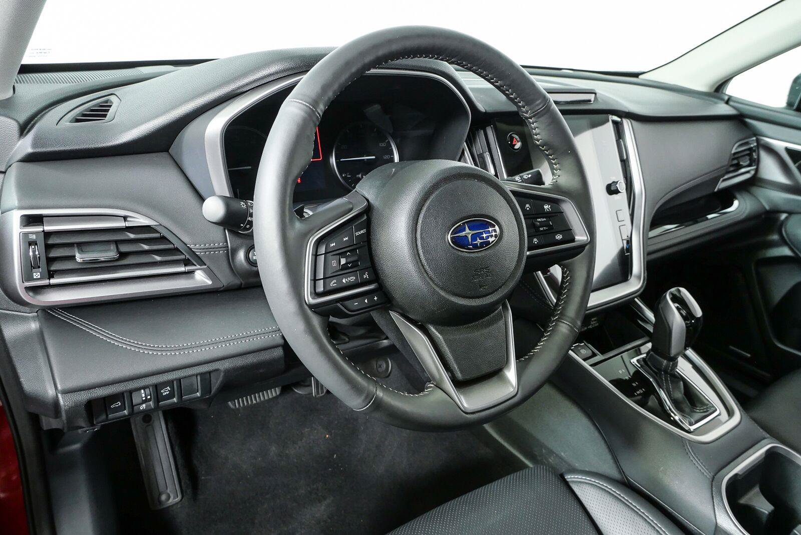 Used 2024 Subaru Outback Touring AWD/4WD image 4