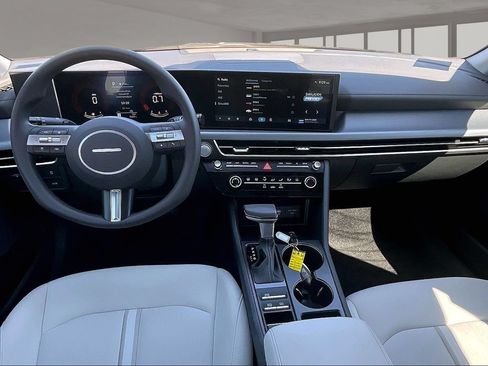 Certified 2025 Hyundai Sonata SE FWD image 7