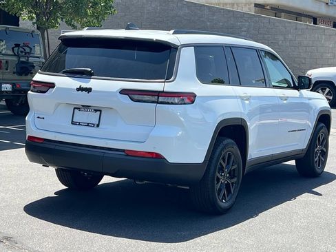 New 2026 Jeep Grand Cherokee L 4WD image 7