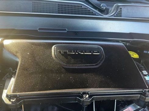 Used 2023 Jeep Compass Limited image 37