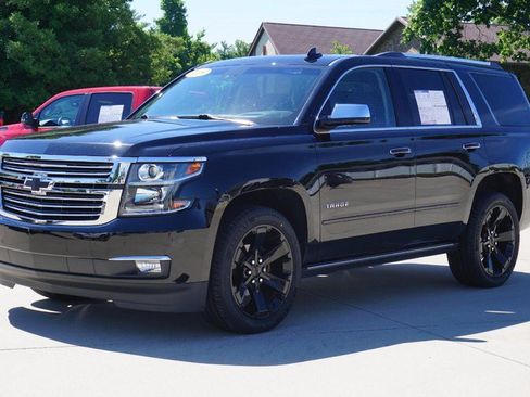 Used 2019 Chevrolet Tahoe Premier AWD/4WD image 7