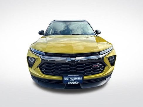Used 2024 Chevrolet TrailBlazer RS w/ Convenience Package FWD image 9