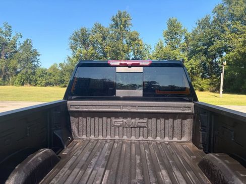 Used 2025 GMC Sierra 3500 SLT w/ SLT Premium Package AWD/4WD image 33
