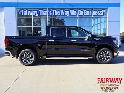 New 2025 GMC Sierra 1500 SLT w/ SLT Premium Package