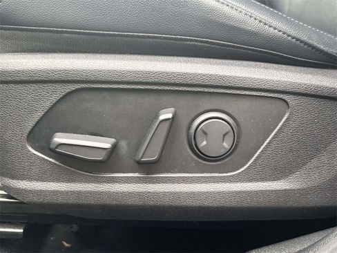 Used 2023 Kia Sportage EX image 17