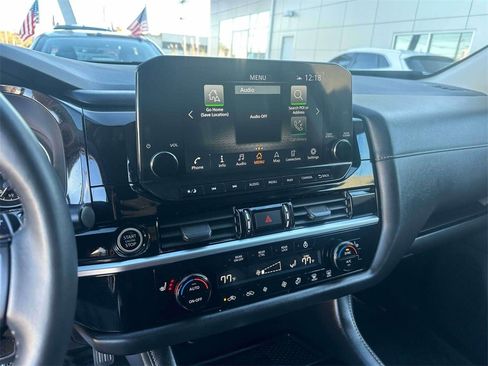 Certified 2023 Nissan Pathfinder SL image 30