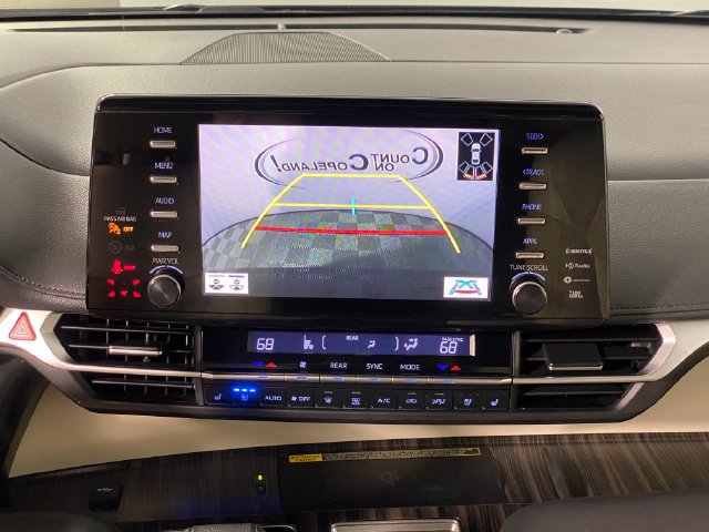 Used 2021 Toyota Sienna Limited AWD/4WD image 18