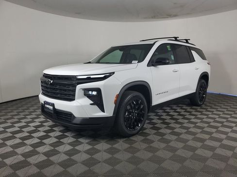 New 2026 Chevrolet Traverse LT w/ Midnight/Sport Edition image 8