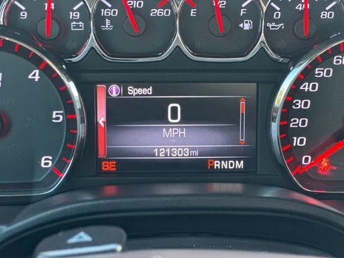 Used 2015 GMC Sierra 1500 SLT w/ SLT Crew Cab Value Package AWD/4WD image 27