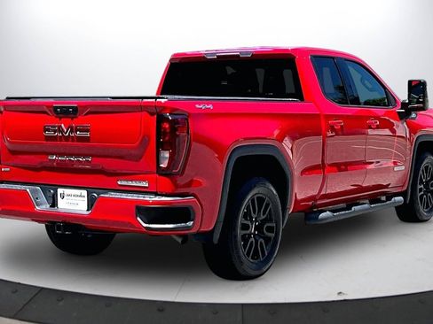 Used 2022 GMC Sierra 1500 Elevation w/ Max Trailering Package AWD/4WD image 9