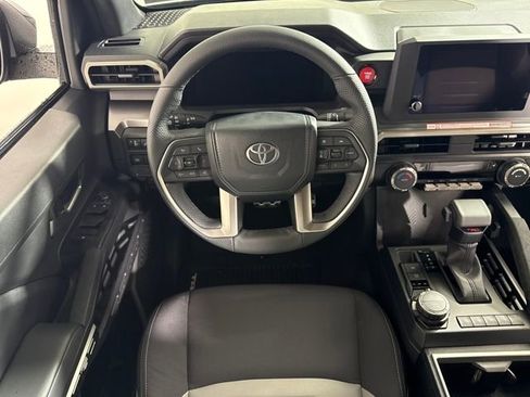 Used 2026 Toyota Tacoma TRD Sport image 17