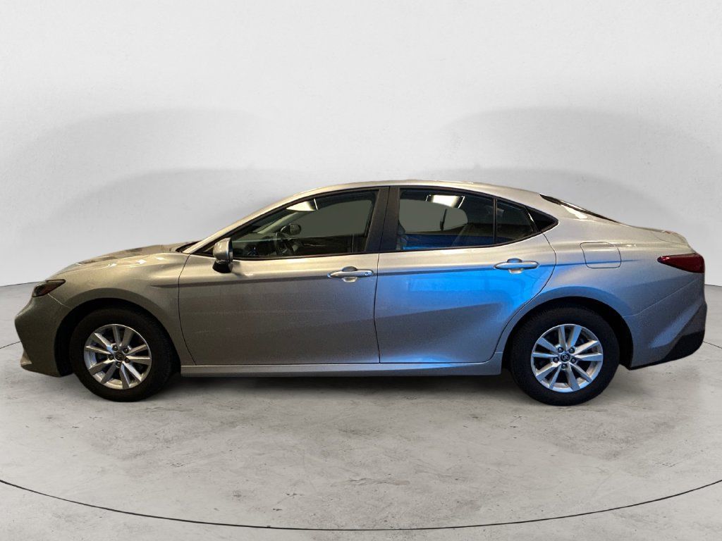 Used 2026 Toyota Camry LE w/ Convenience Package AWD/4WD image 2
