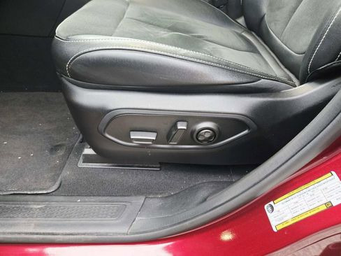 Used 2023 Jeep Grand Cherokee Altitude image 35