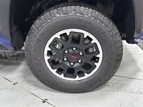 New 2025 Toyota Tacoma TRD Off-Road image 21