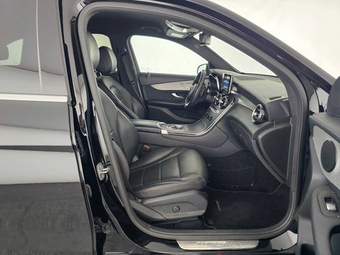 Used 2019 Mercedes-Benz GLC 300 image 10