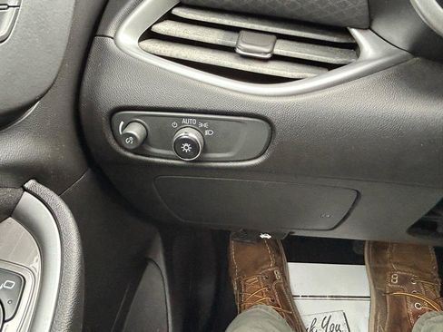 Used 2018 Chevrolet Malibu LS FWD image 26