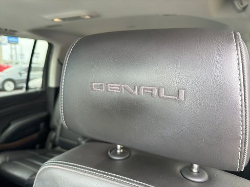 Used 2018 GMC Yukon XL Denali w/ Enhanced Security Package image 24