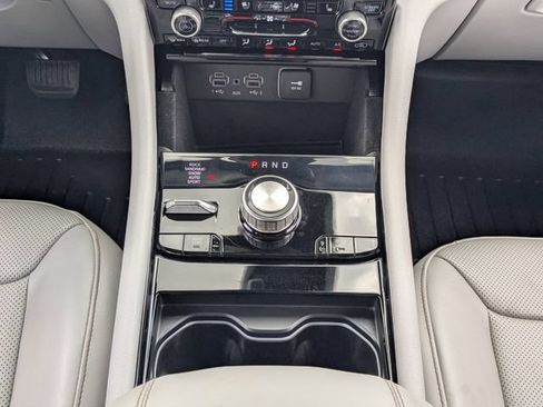 Used 2021 Jeep Grand Cherokee L Overland AWD/4WD image 18
