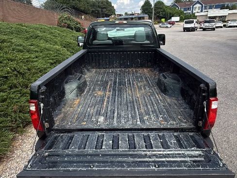 Used 2015 Ford F250 XL w/ Power Equipment Group RWD image 9