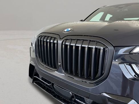 Certified 2026 BMW X7 xDrive40i w/ M Sport Package AWD/4WD image 10